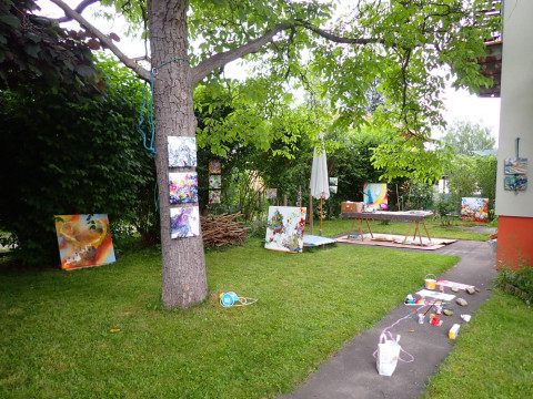 2022 frei fliessen Bilder im Garten 1